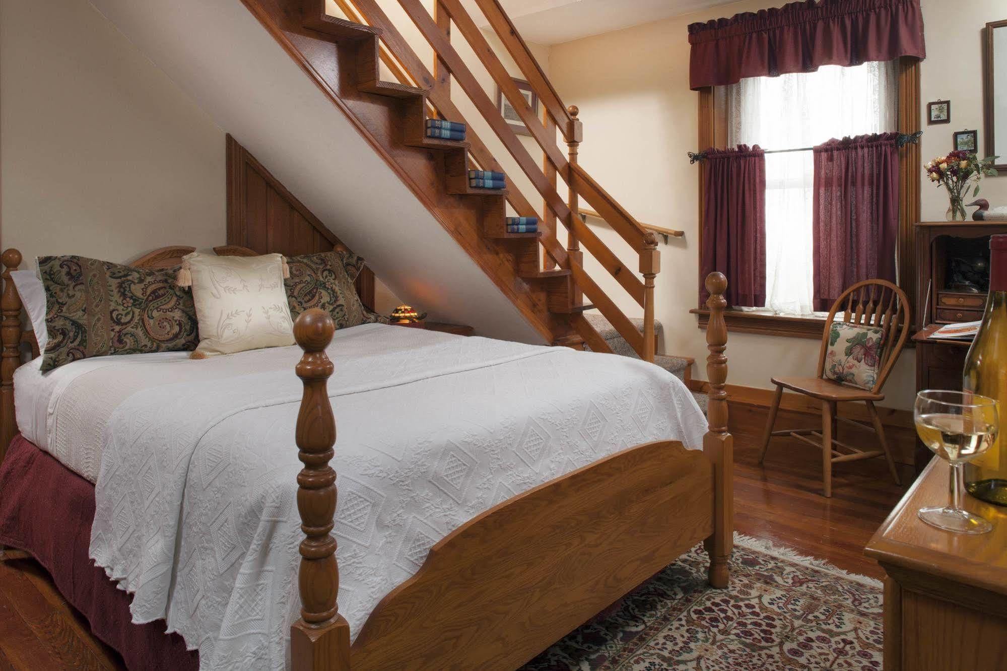 Harvest Moon Bed & Breakfast New Holland Exteriör bild